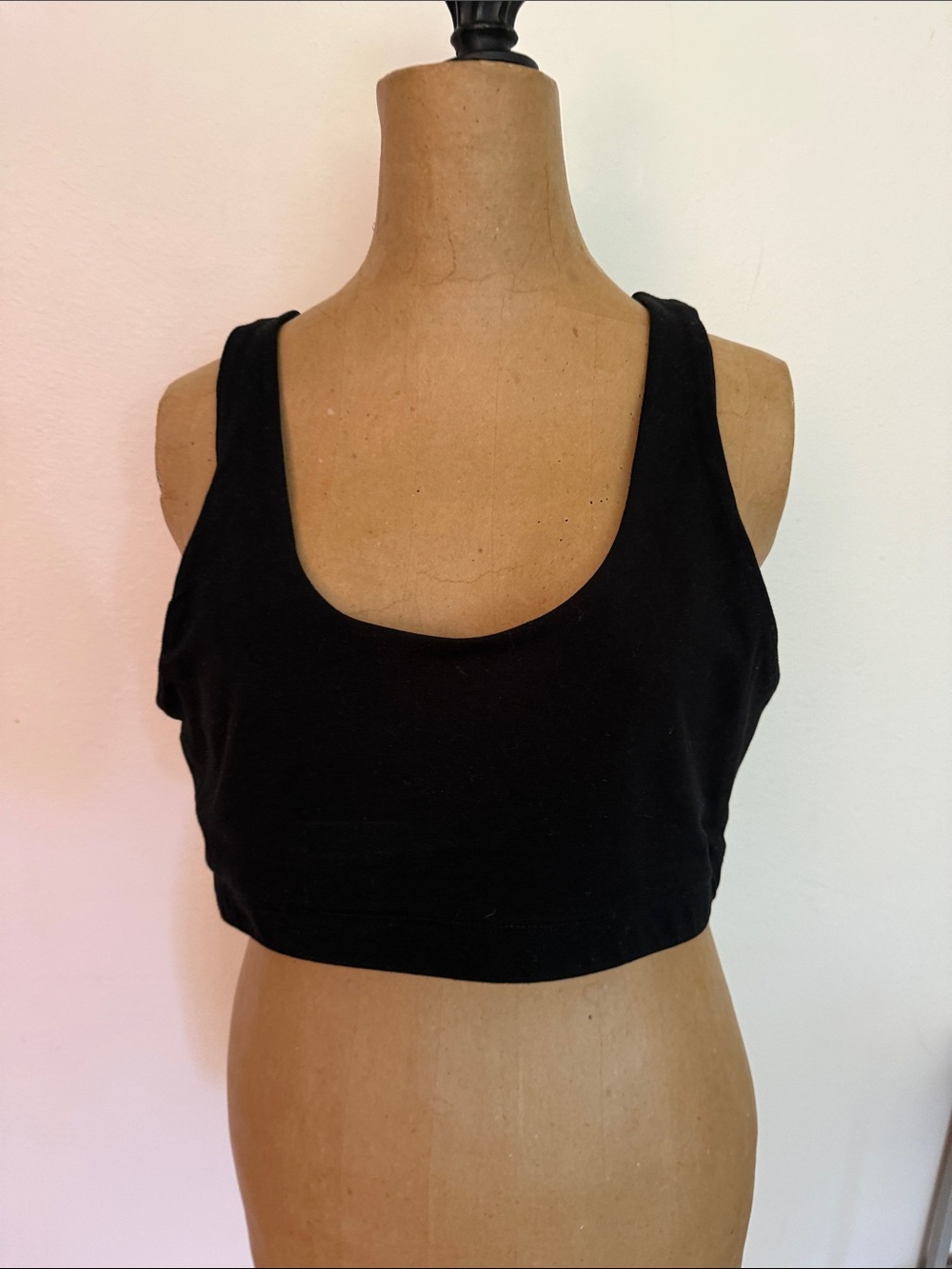 Mate sz XL 100% organic cotton Black Scoop Neck Crop Tank Bra, great condition